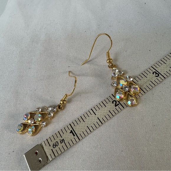 Dainty feminine goldtone drop rhinestone earrings - Picture 5 of 6